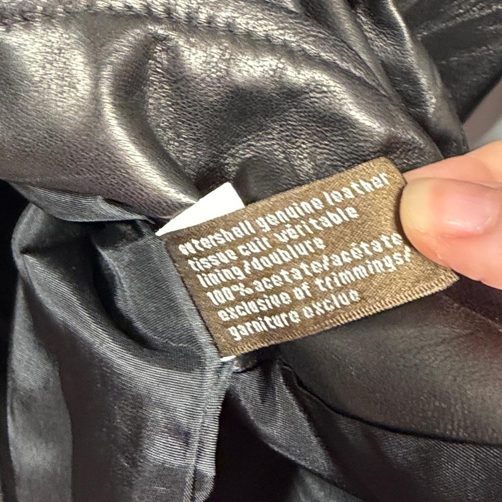 Danier Classic Black Leather Blazer Coat - Picture 4 of 7